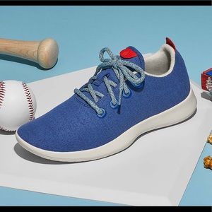 Allbirds, wool runners blue and red size 9